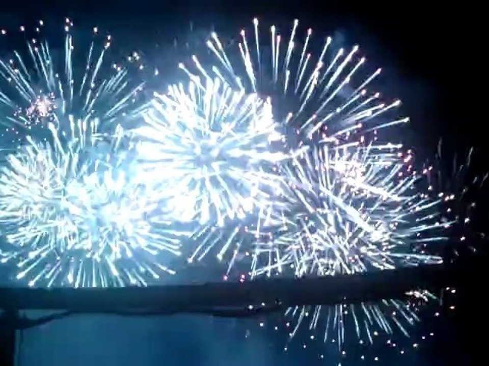 Bouquet finale Suisse feux artifices Montréal 2012