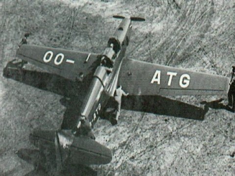 Marche de la Force Aerienne Belge Musique des Guides Belges sous la direction du Lieutenant Poulain