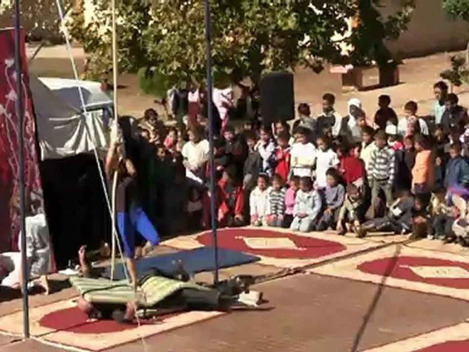 action un pont entre nimes et meknes 2010/2011