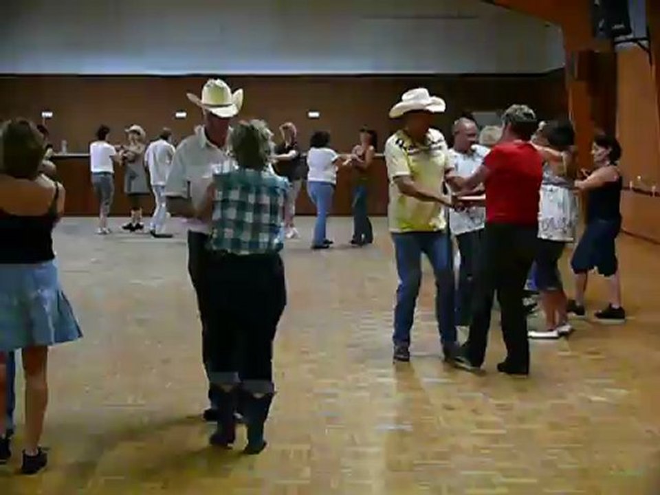 le 20 aout 2012 nicole et bernard, country