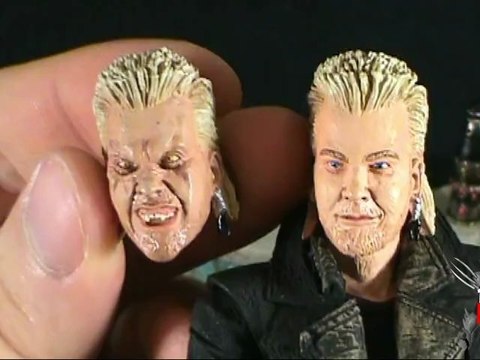 Toy Spot - Neca Cult Classics Series 6 The Lost Boys David