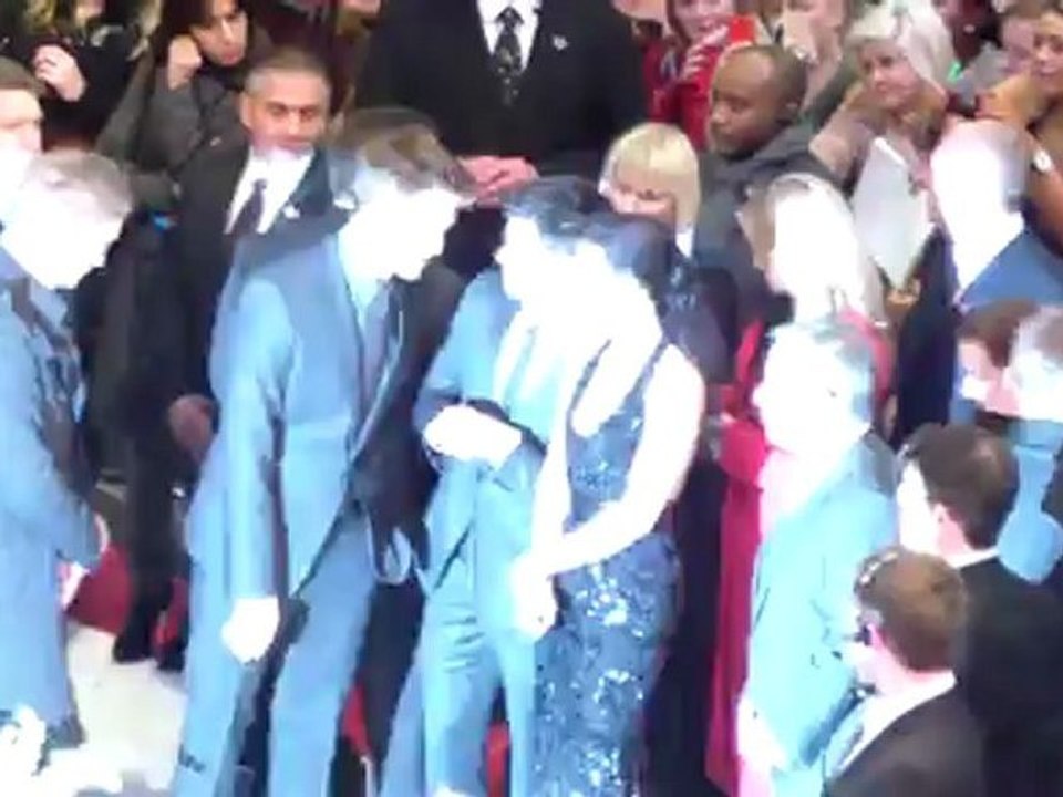 Kristen Stewart liest Ghandi