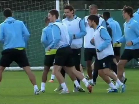 Mancini confía en Tevez ante la lesión de Aguero