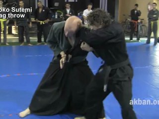 Five Ninjutsu techniques against collar tie, half clinch, advanced - Akban wiki