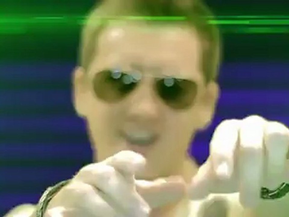 Albatrit Muqiqi - Te tjera (Official Music Video)