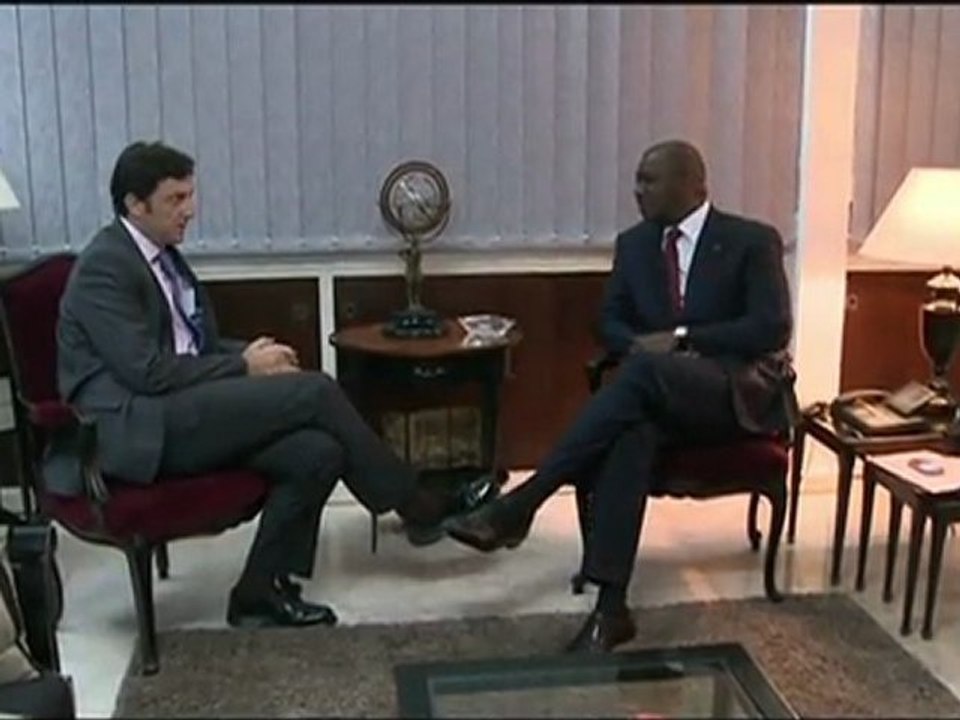 RENCONTRE HAMED BAKAYOKO -AMBASSADEUR GRAND BRETAGNE EN CI