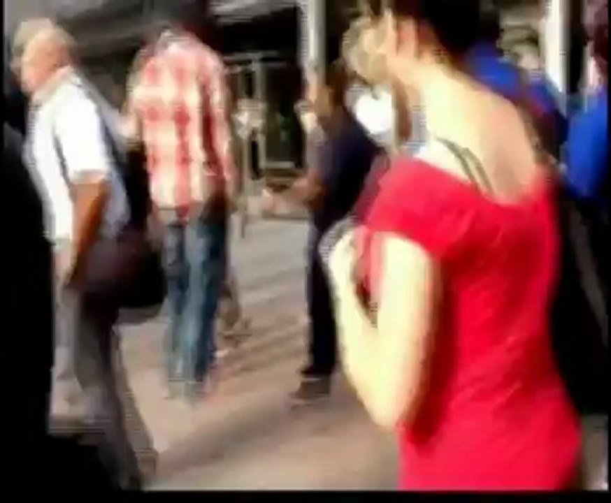 Amateur video captures NY shooting scene