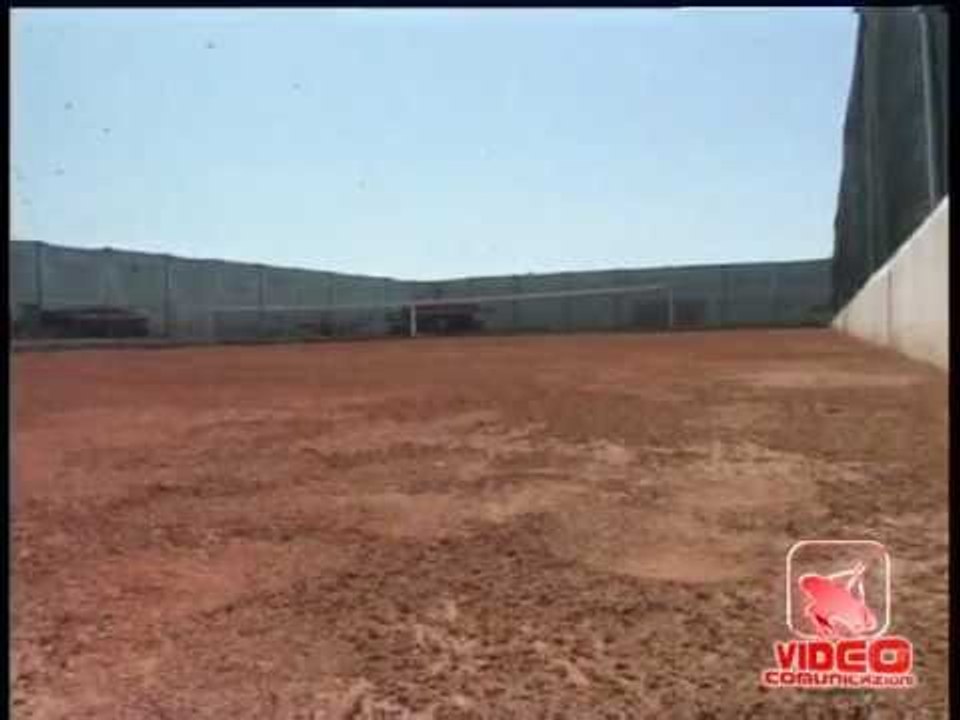 Napoli - Coppa Davis, la realizzazione del campo sul lungomare (24.08.12)