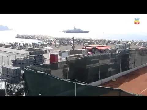 Napoli - Coppa Davis, proseguono i lavori per la realizzazione del campo sul lungomare (24.08.12)