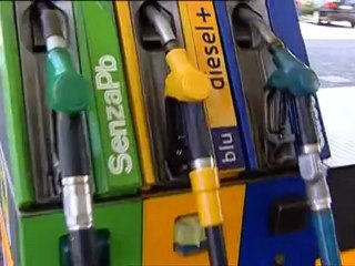 la corsa al distributore piu economico