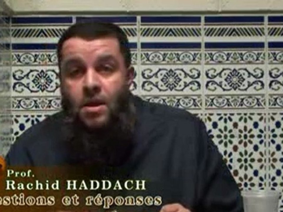 1. Les jeunes posent leurs questions sans tabou Rachid HADDACH