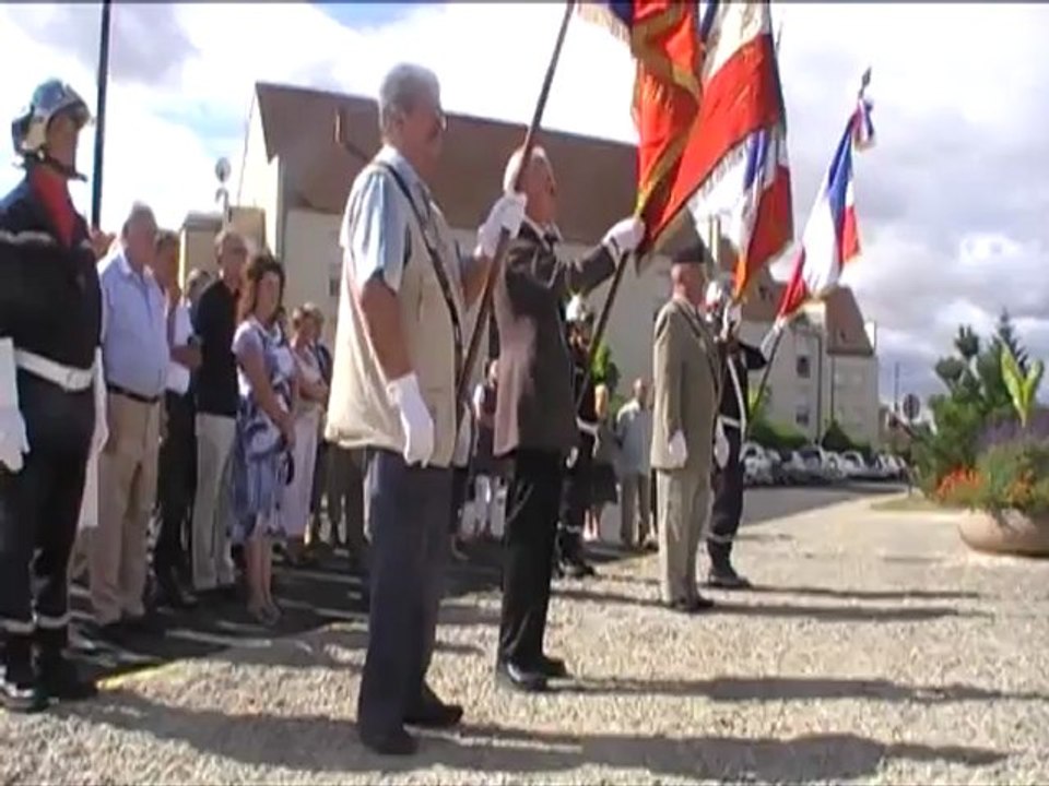 25/08/2012 Cérémonie de la libération de Saint-Parres-aux-Tertres