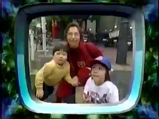 MOONLIGHT SHADOW~月に吠えろ~　明菜ちゃん、おへそがチラリ