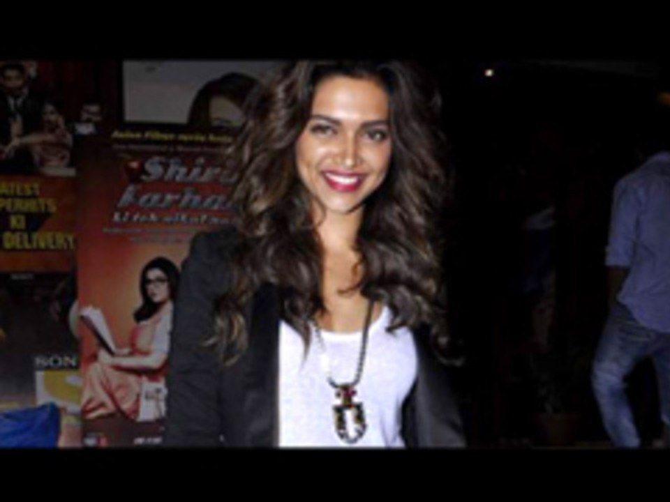 Deepika Padukone @ Shirin Farhad Ki Toh Nikal Padi Screening