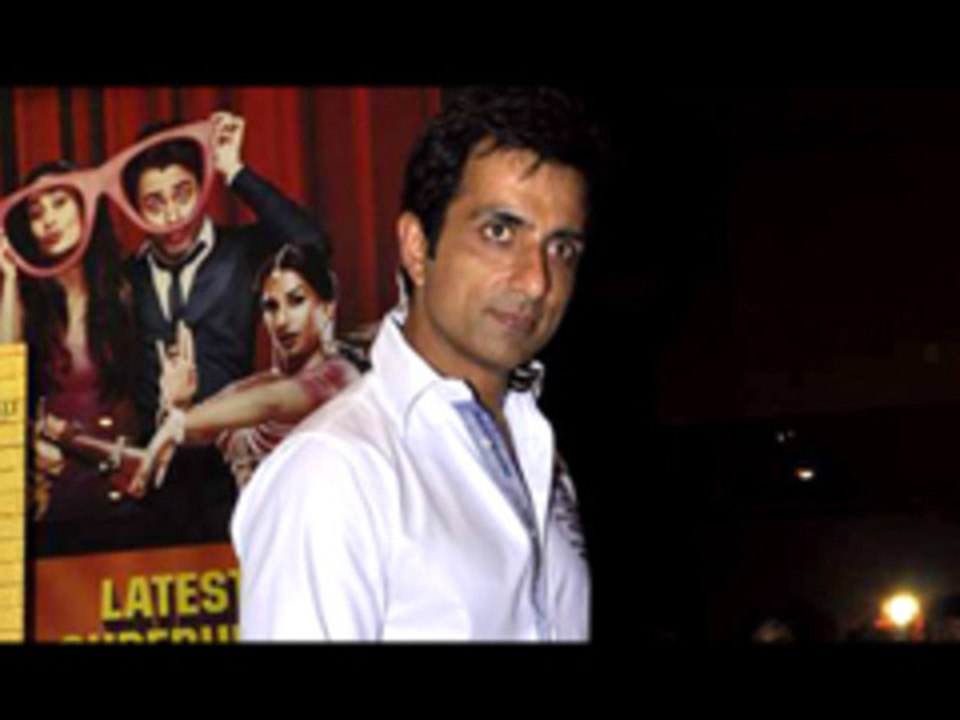 Sonu Sood @ Shirin Farhad Ki Toh NiKal Padi Screening