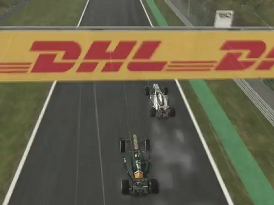 F1 2011 - GP de Belgique - Kier vs Kovalainen (2)