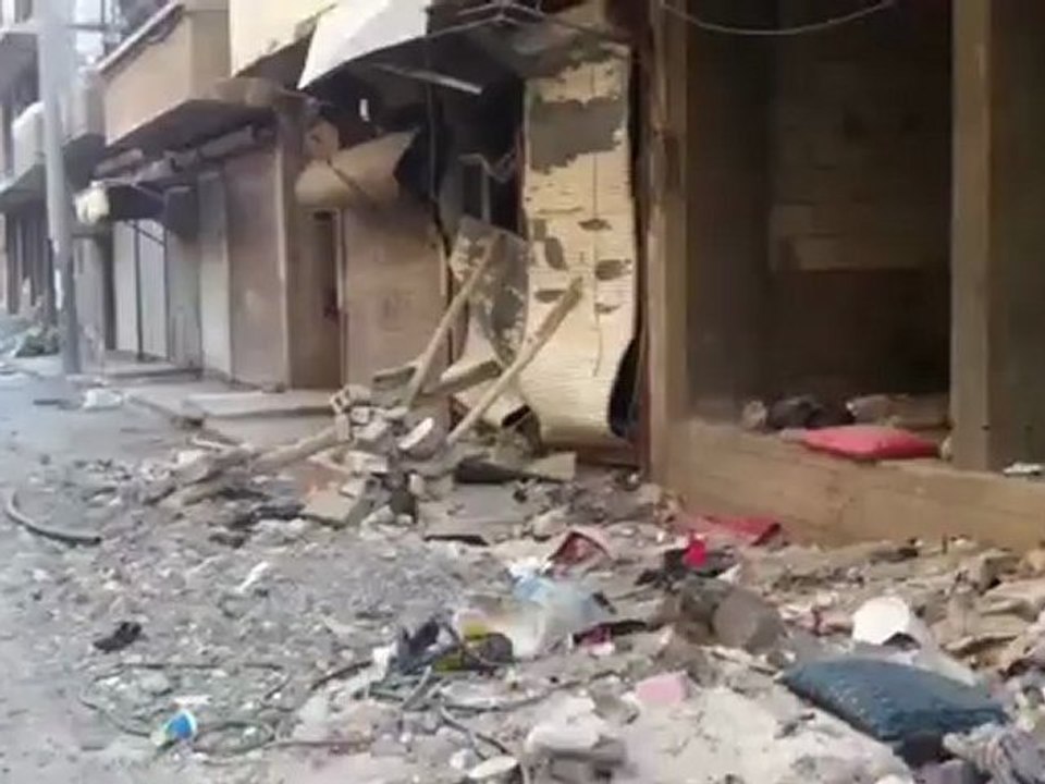 Syria فري برس  دير الزور آثار الدمار والأبنية بحي العرضي - ديرالزور 25-8-2012 ج1