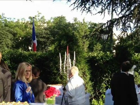 PIANISTE CHANTEUR POUR RECEPTIONS PRIVEES - TEL : 0699425050 - PARIS