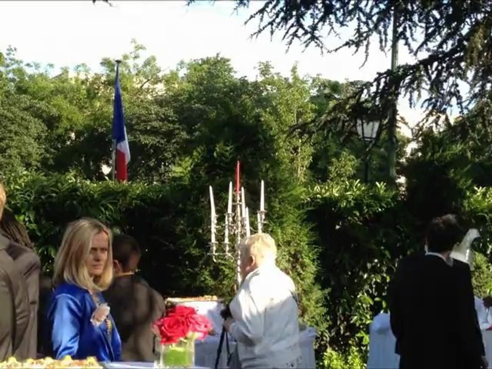 PIANISTE CHANTEUR POUR RECEPTIONS PRIVEES - TEL : 0699425050 - PARIS