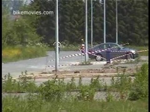 moto cross weeling crash 2 motos -1-