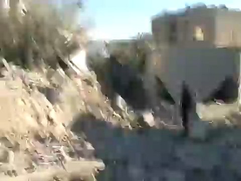 Syria فري برس ريف ادلب حزانو آثار القصف بالطيران الميغ25 8 2012 ‫ج1‫‬