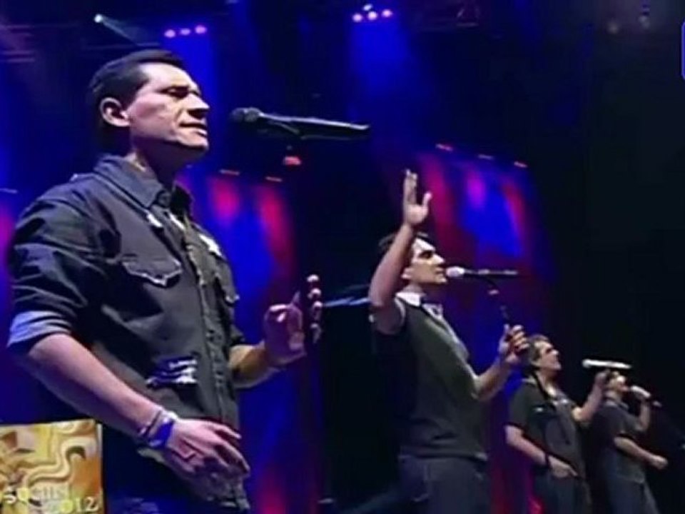 Los Nocheros (HD) - Cancion del Adios - COSQUIN 2012