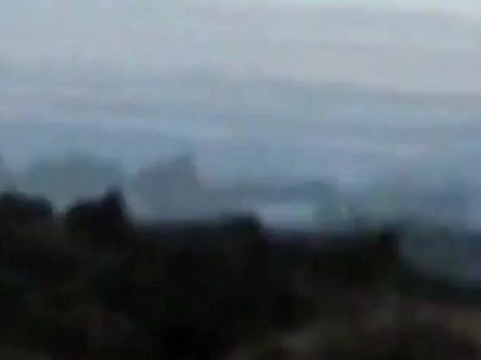 UFO.(plus. hélico). Big Island .Hawaï .19.08.2012