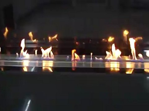 Bio Ethanol Brenner A-FIRE um Ihren modernen Kamin anzufertigen mit einem ferngesteuerten Bioethanol Brenner