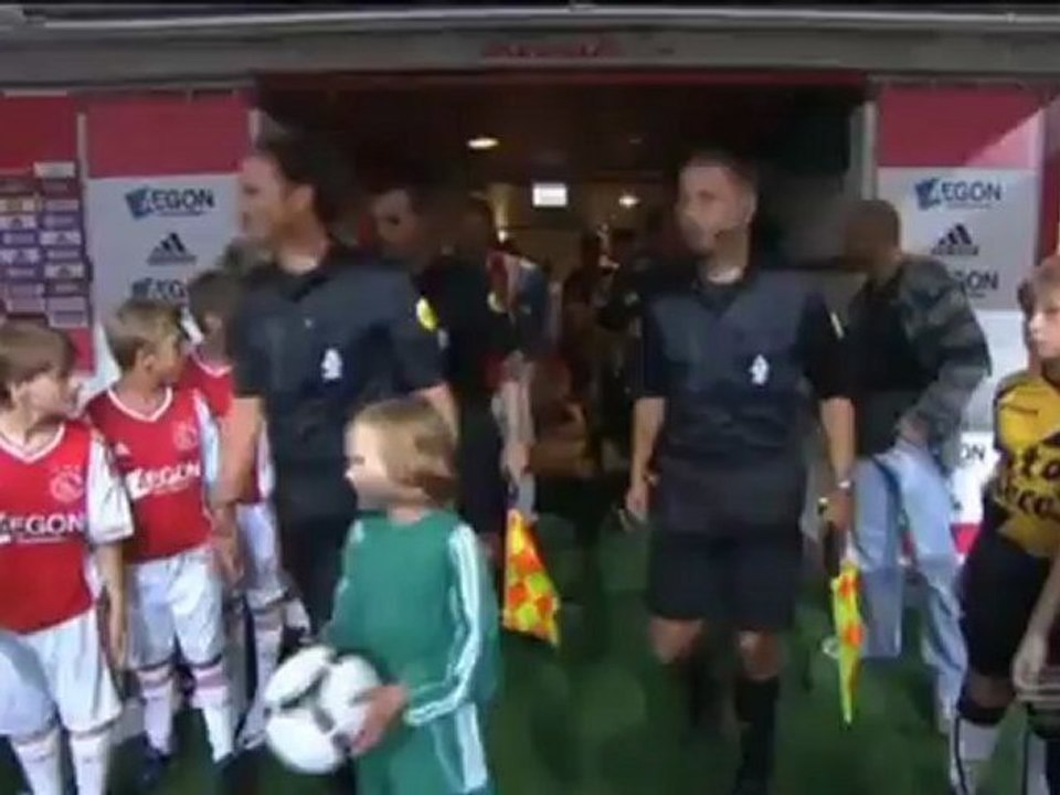 Ajax mit feuerwerk gegen nac breda