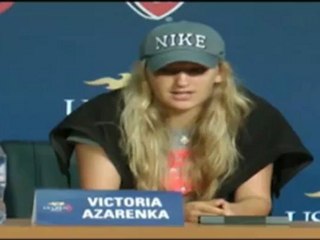 Azarenka: "Clijsters un esempio"