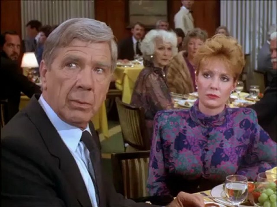 ...HAY UNA DIFERENCIA IMPORTANTE ENTRE TU Y YO. YO HE SALIDO DE LA PRISIÓN. PERO TU NUNCA SALDRÁS.