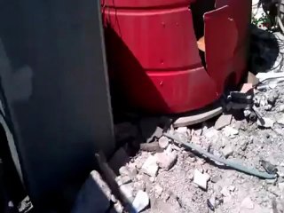 Syria فري برس  الدمار  والخراب الذي حل بالمدينة  ومنازل اهلها جراء سقوط قذائف   الأسد عليها 25 08 2012