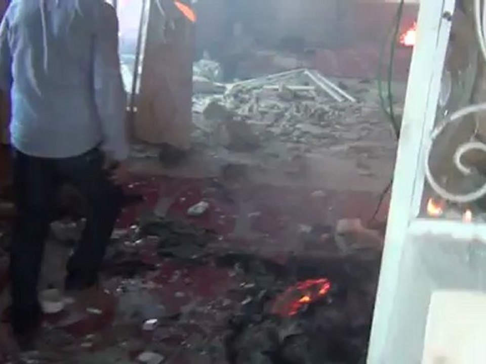 Syria فري برس  درعا حريق داخل مسجد سيدنا ابو بكر الصديق  26-8-2012