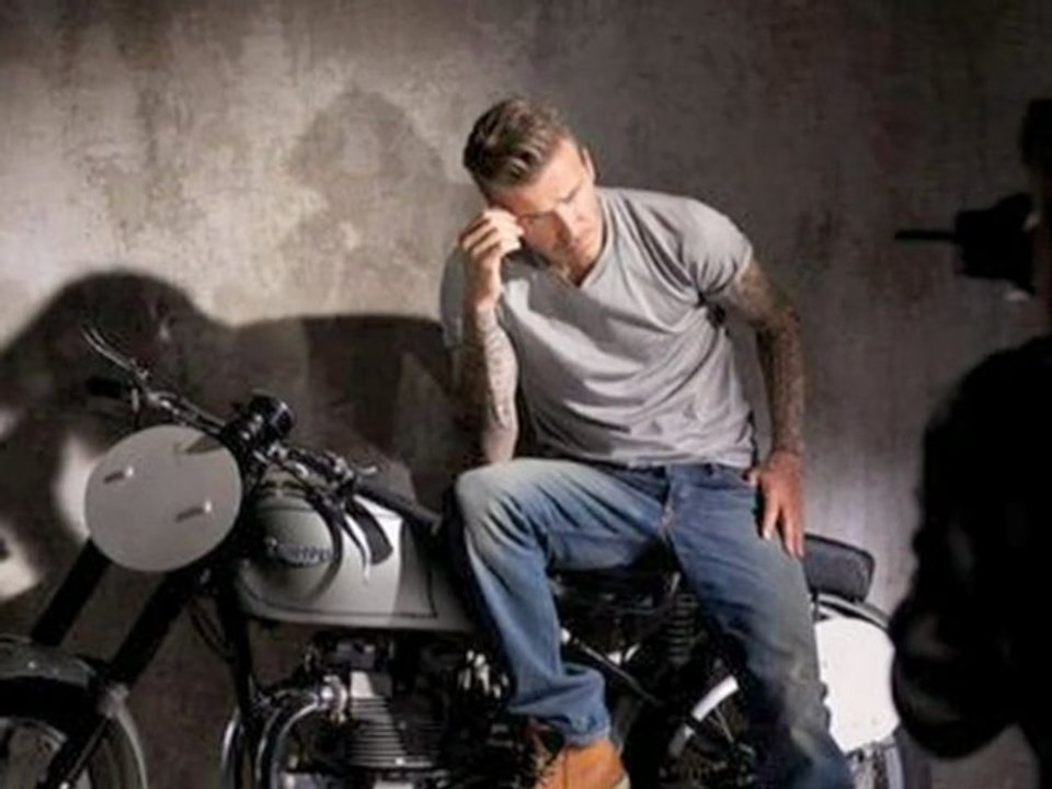 David Beckham Reveals His Most Sexy Image! - Ho...