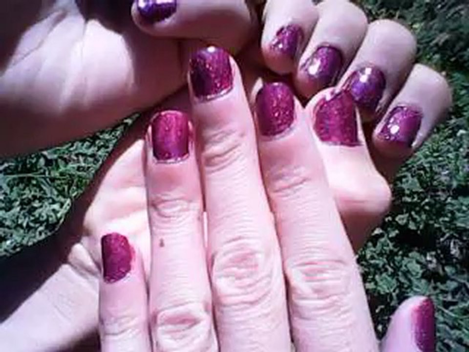 Tutos de manucure : Appliquer son vernis correctement