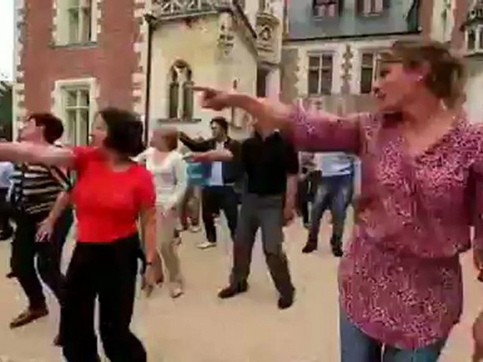 Team Building - Flashmob - par Team Tonic Services