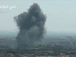 Syria فري برس  دمشق  جوبر  دخان هائل وكثيف جداً بسبب القصف  27-8-2012