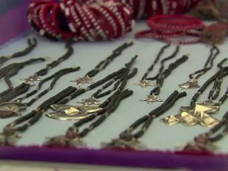 Ouverture du salon national du bijou traditionnel à Alger