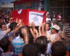 AFYON ŞEHİDİNİ BÖYLE UĞURLADI...