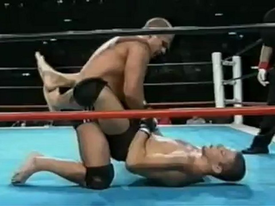 08 - Renato (Babalu) Sobral - Fedor Emelianenko, 11.08.2001