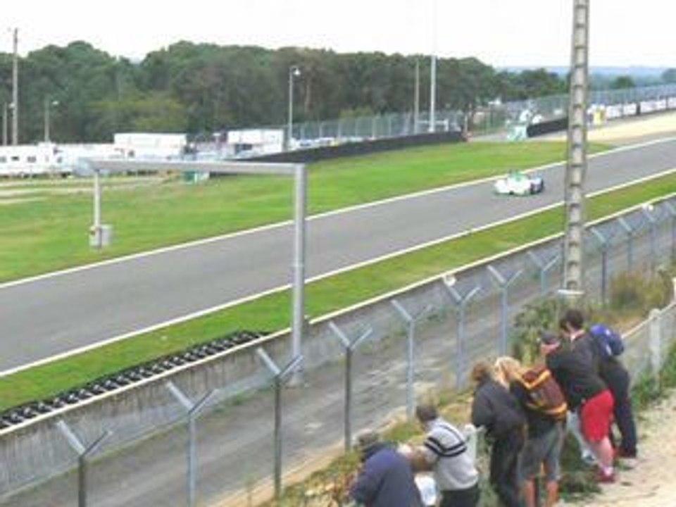 Henri Pescarolo au volant de son LMP1