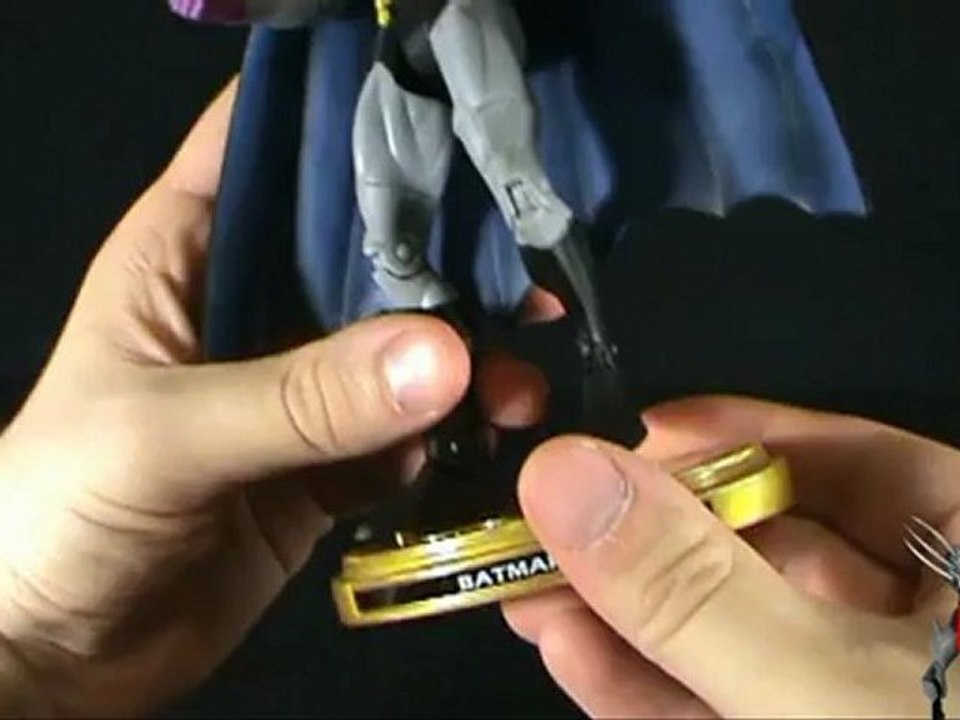 Toy Spot - Mattel DC Universe Batman Legacy Edition First Appearance Batman