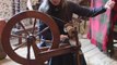 How To Prepare A Spinning Wheel for Yarn Making