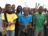 Strikers regroup at South African mine