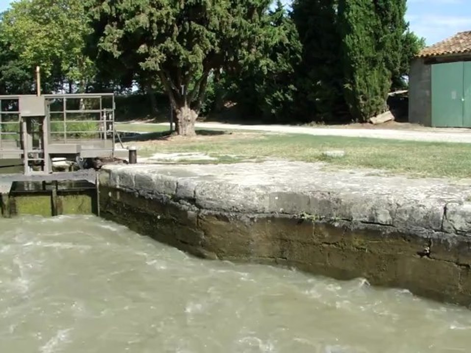 Remplissage de l'écluse