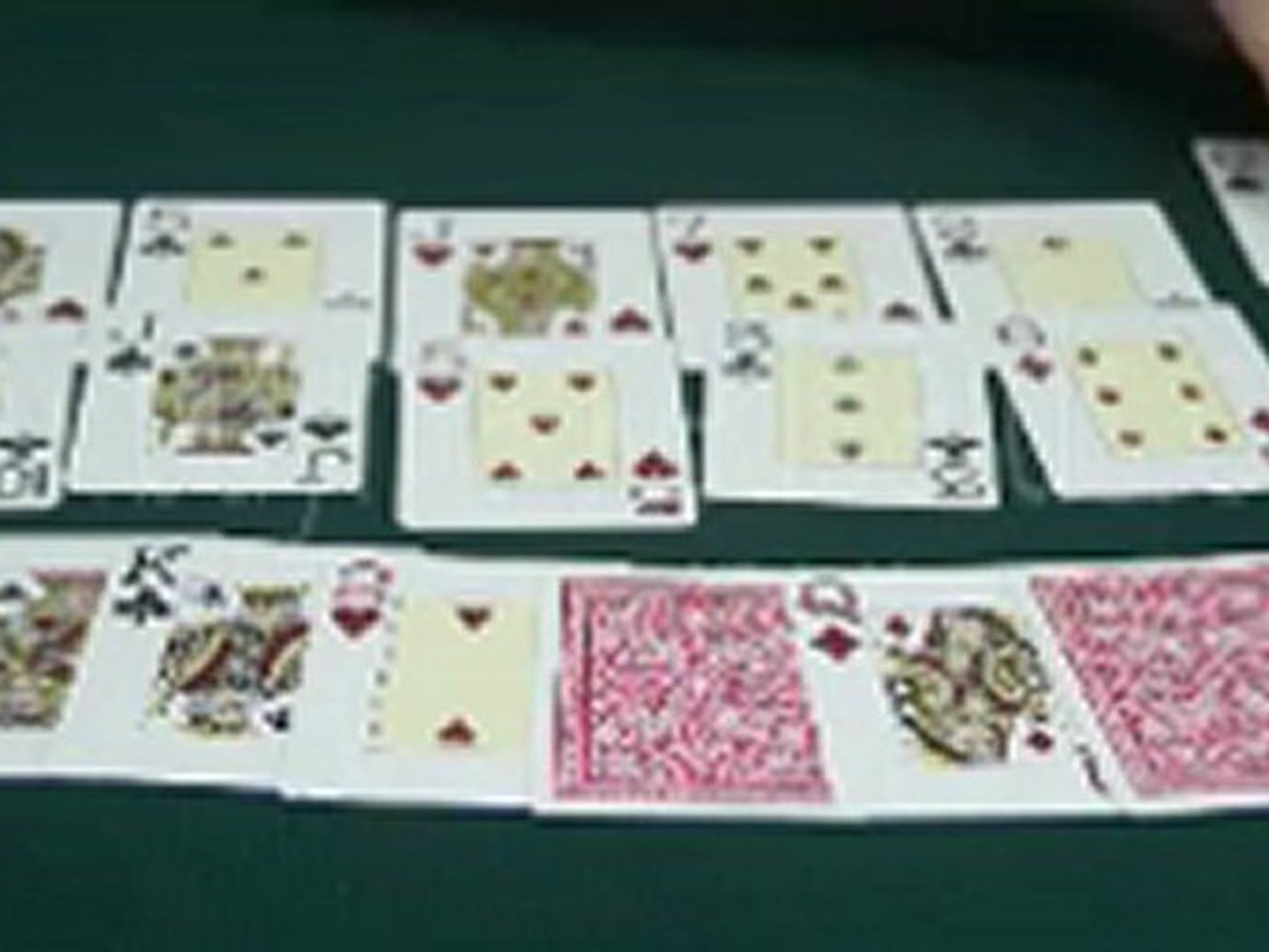 ⁣светящейся краплеными картами:Watch 1--marked cards