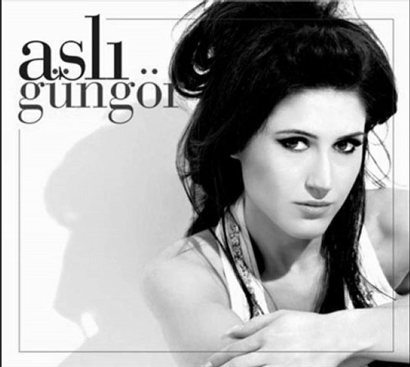 SESLİNERDE.COM .... SESLİSİTELERIM EN GUZEL ADI OLAN SESLİNERDE.COM SİTE FARKIYLA.. sanalalem en guzel sitesı olarak imzasını cakdıııııııııııııııııı ve seslinerde.commmmmm olarak mutluyuz hos sohbetler sitemıze..Asli Güngör _ Ask Herseye Deger - YouTube