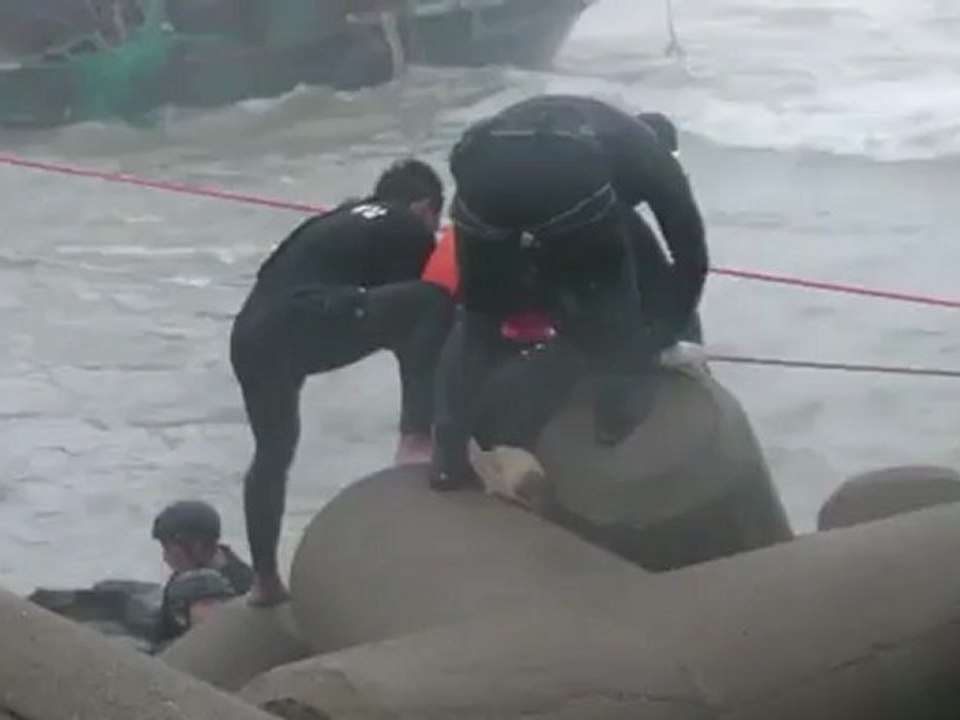 Dramatische Rettungsaktion im Taifun