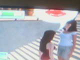 BUG : les sims 3 wii 2 femme s'embrassent sur les sein !