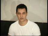 Aamir Khan Out, Akshay Kumar In For Movie On AIDS! - Bollywood News